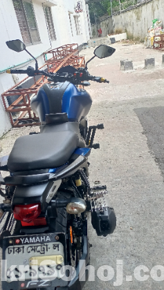 Yamaha FZS V3